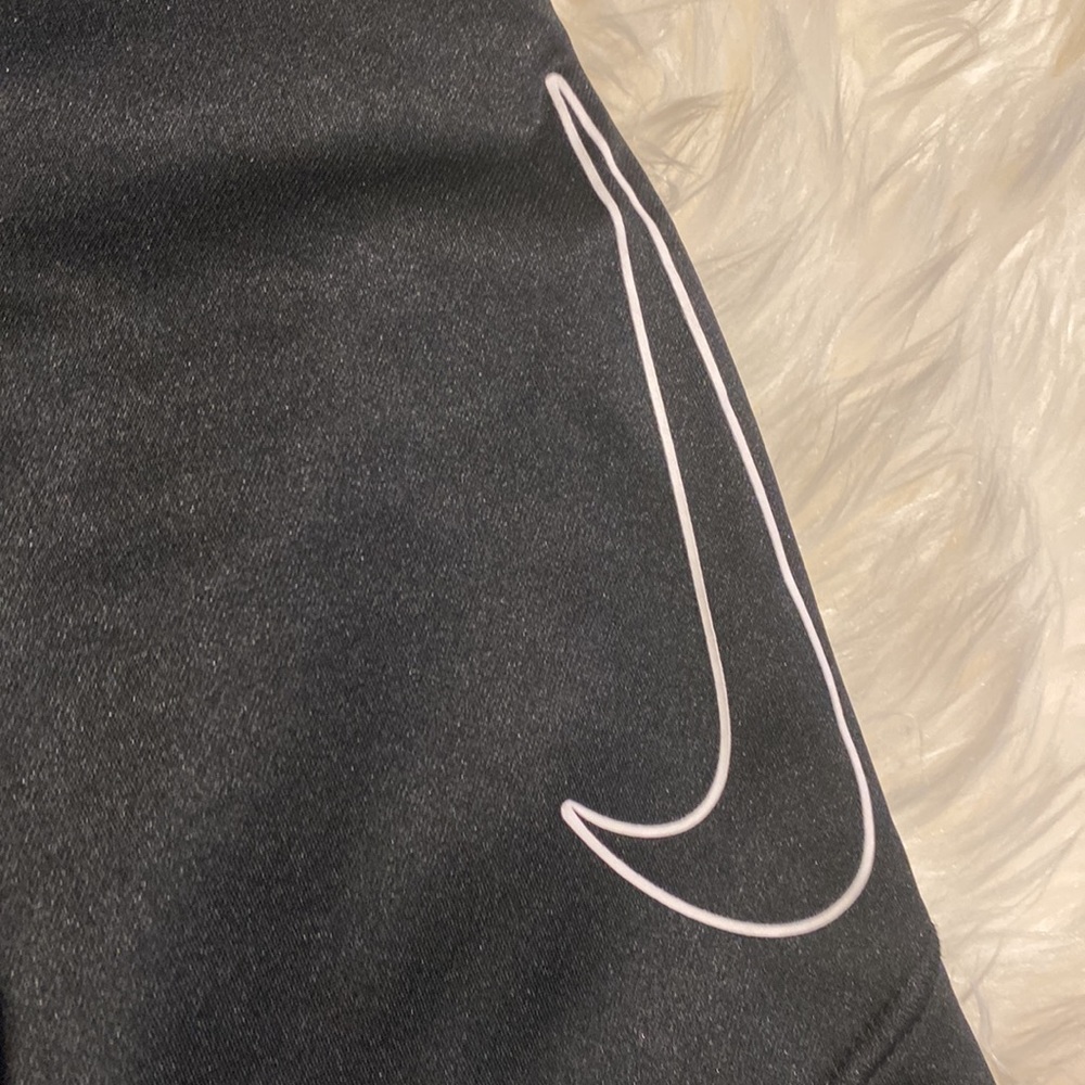 Nike Boys Size 7 Dri-fit Black Jogging Running Gym Pants with White Logo NWT - Picture 4 of 7